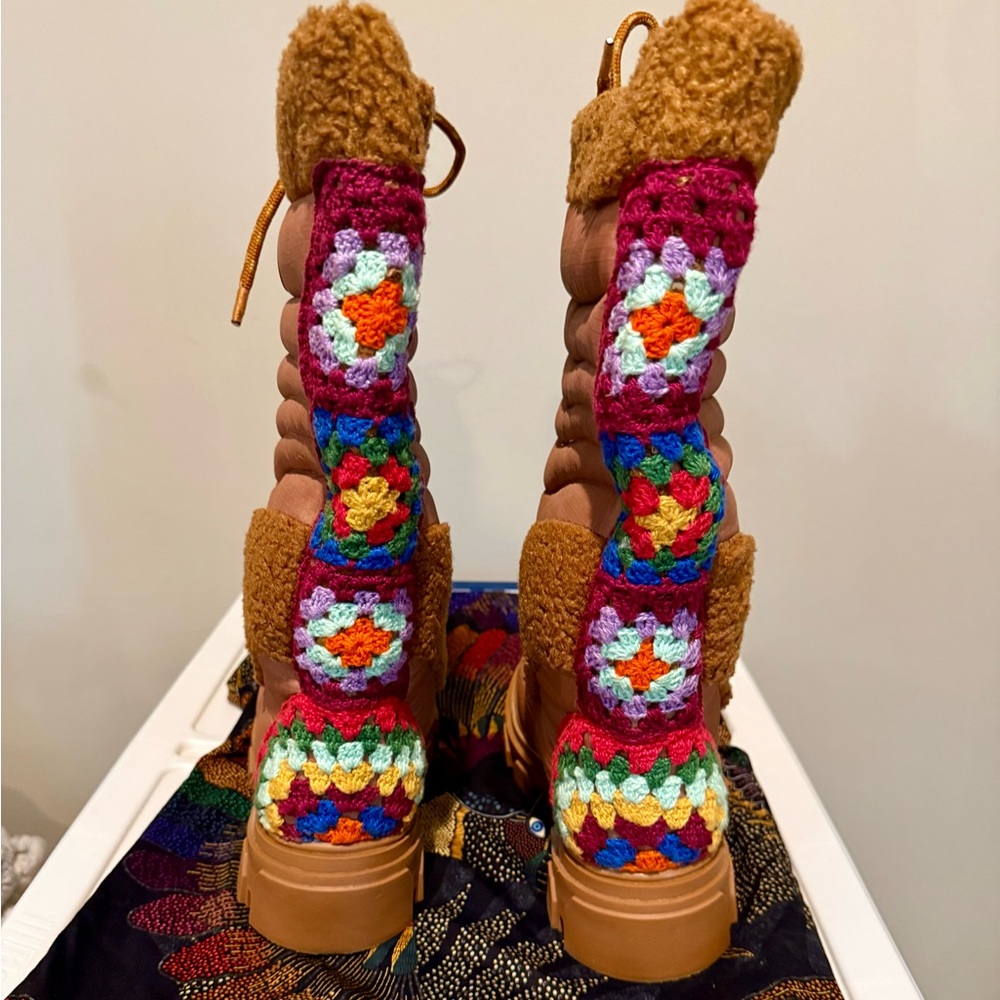 FARM Rio Tan Quilted Crochet Patchwork Puffy Winter Boots - Picture 5 of 16